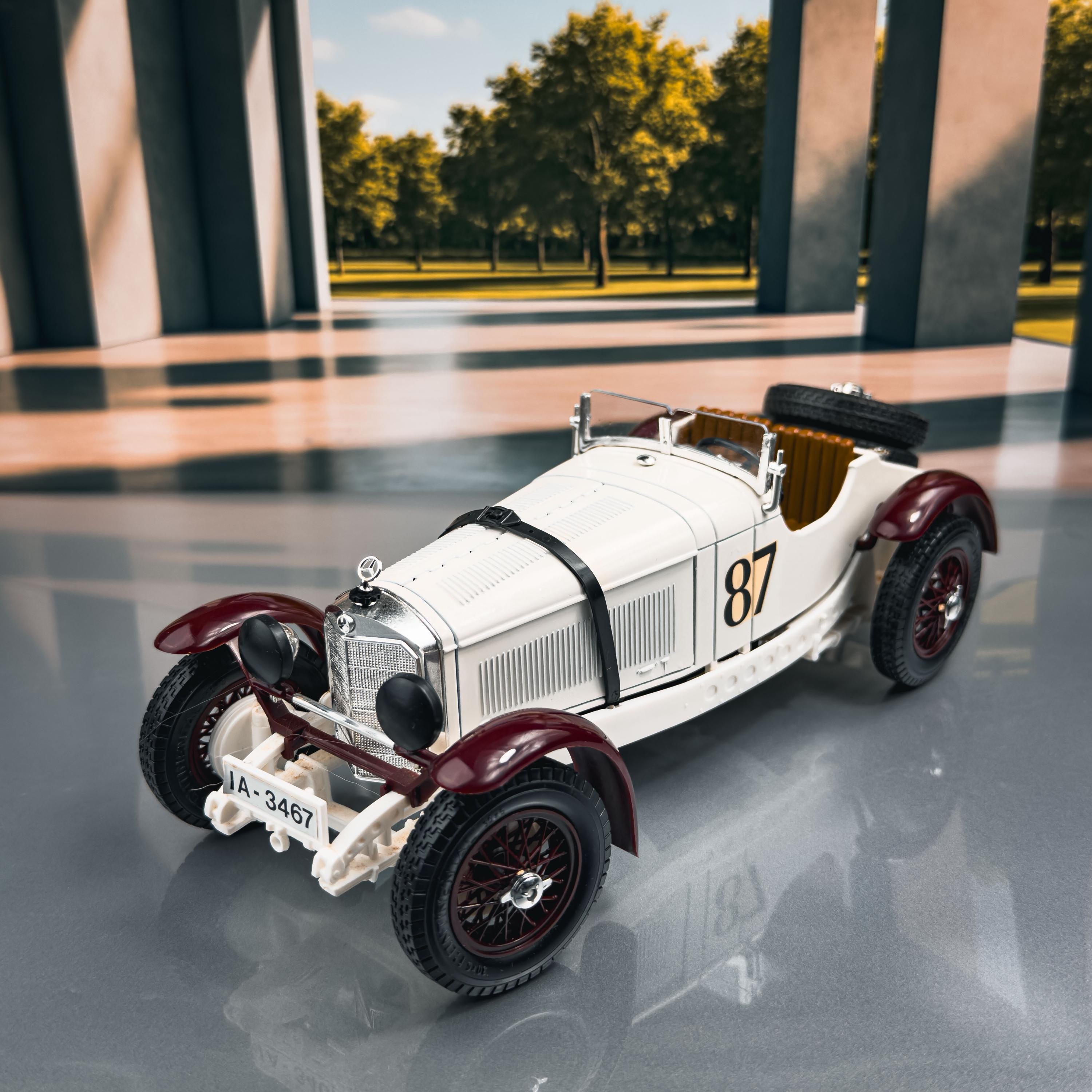 1931 メルセデスベンツ SSKL「カラツィオラ」 | ダイキャストモデル