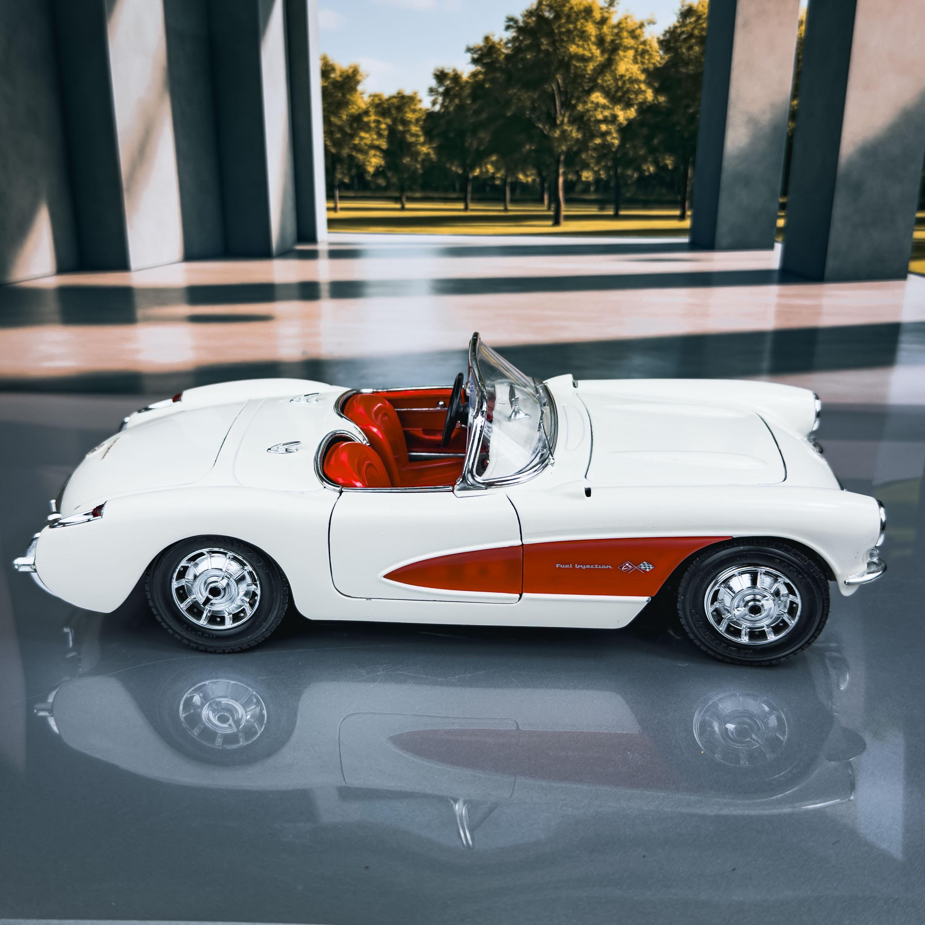 1957年式シボレー・コルベット ヴィンテージダイキャストモデルカー