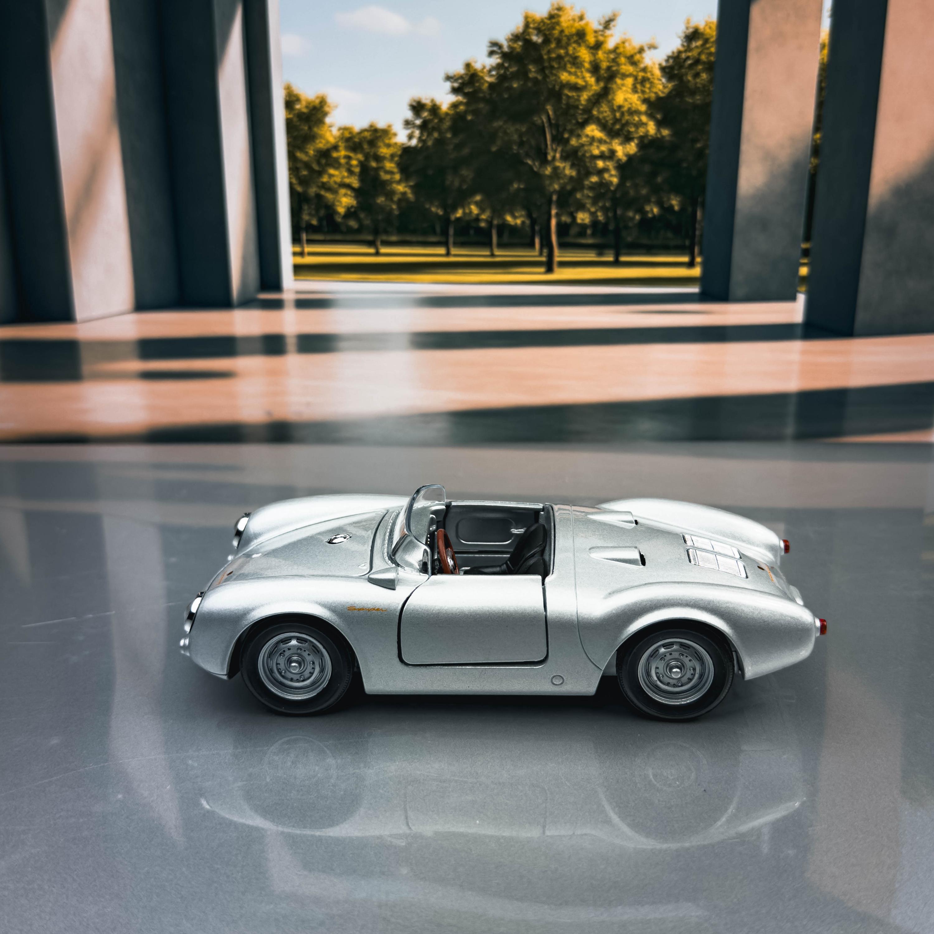 Porsche 550 Spyder | Licensed Porsche Die Cast Model Car