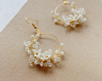 Handmade Earring, Wedding Flower Earrings, Bridal White Floral Earrings, Wedding Pearl Earrings, Gold Wedding Earring, Flower Earring
