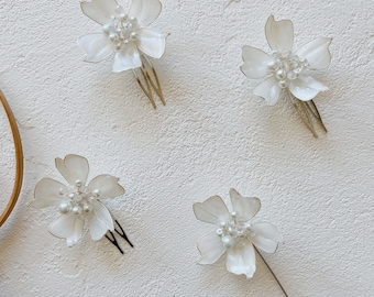 Bridal Hair Piece,Bridal Hair Pin Set,Bridal Hair Piece Floral, Winter Wedding Hair Comb, Bridal Hair Comb, Flower Hair Pin,Vintage hair pin