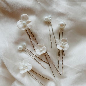 7Pcs Minimalist Pearl Ceramic Flower Hair Pins, Bridal Hair pins Silver,Bridal Hair Pins Set,Gold Hair Pins,Floral Hair Pins,Pearl Hair Pins image 8