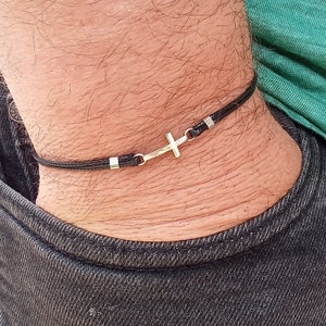 Kruisarmband voor mannen, armband met zilveren kruishanger, cadeau bruidsjonker, christelijk-katholieke sieraden, cadeau voor hem