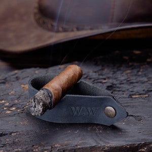 Personalized Cigar Gift, Leather Cigar Rest, Leather Cigar holder, Leather Cigar Stand, Cigar Gifts, Leather Travel Cigar Prop