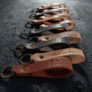 Personalisierter Leder Schlüsselanhänger, Jubiläumsgeschenk, Benutzerdefinierte Leder Schlüsselanhänger, Monogramm Leder Schlüsselanhänger, Handgemacht in UA, Geschenk für Ihn