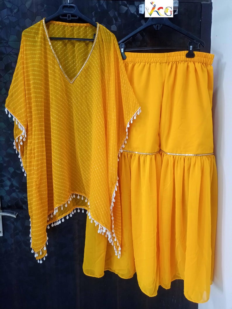 Indian Woman Dress
Womens Yellow Sharara
Indian Clothing for Women
Indian Suits for Women
Indian Office Wear
Peplum Top Sharara
Bollywood Outfit for Women
Women Indian Clothing
Palazzo for Women
Palazzo Crop Top
Ethnic Wear for Women
Shalwar Kameez