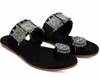Handmade Jutti: Punjabi Khussa Mojari with Mirror Work
