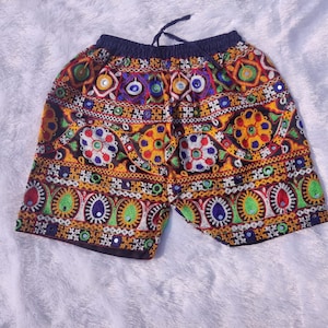 Rajasthani Jaipuri Boho Skirt Women&#39;s Designer Hand Embroidered Short Skirt Mirror Work Straight Skirt Kutch Embroidery Boho Skirt