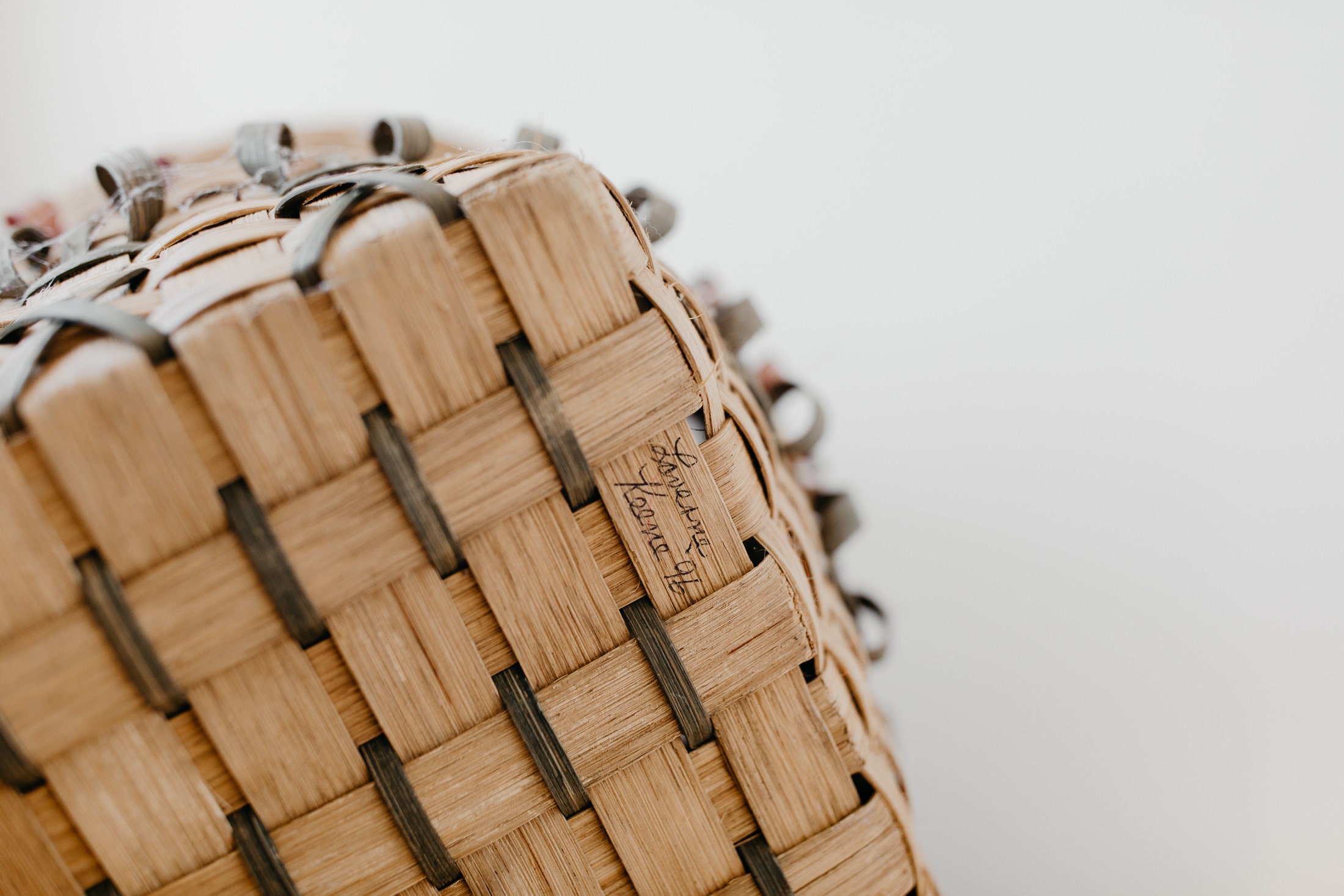 Round Basket With Lid Handle Summer Picnic Basket Flower Etsy