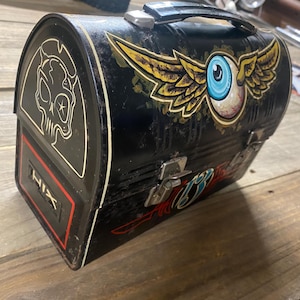 Lunchbox with flying eyeball