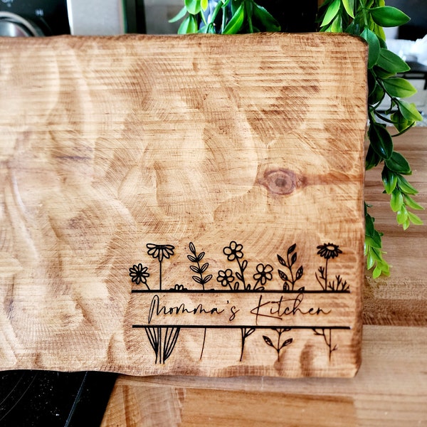 Charcuterie Board Personalized Wildflowers, Engraved Floral Serving Tray, Mother's Day Cheese Board, Tableau, Large Wood Tray