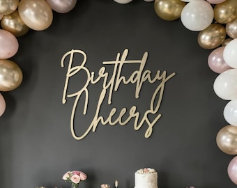 Placa de Aniversário com Brinde: Decoração para Festa de Aniversário | Painel de Fundo para Celebração | Placa de Parede para Festa de Coquetéis