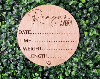 Baby Wood Sign for Hospital, Birth Announcement Circle Sign, Baby Name Info Sign, New Baby Plaque, Newborn Baby Round Sign