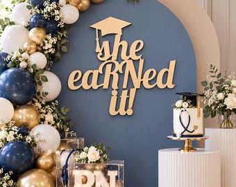 She eaRNed It Graduation Sign: Nursing School Graduation Decor | Registered Nurse Graduation Party Backdrop