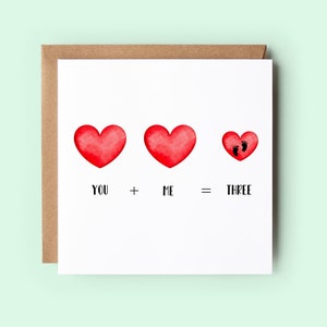Anuncio de bebé para pareja, revelación de embarazo para esposo, tú + yo = tres, tarjeta de anuncio de bebé para papá, anuncio de bebé para San Valentín