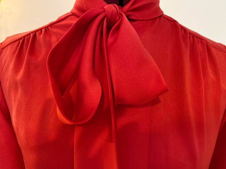 Vintage 70s Red Satin / Silk A-line Lantern sleeve necktie / bow tie , Valentines Day date dress with Vintage Gold metal belt image 6