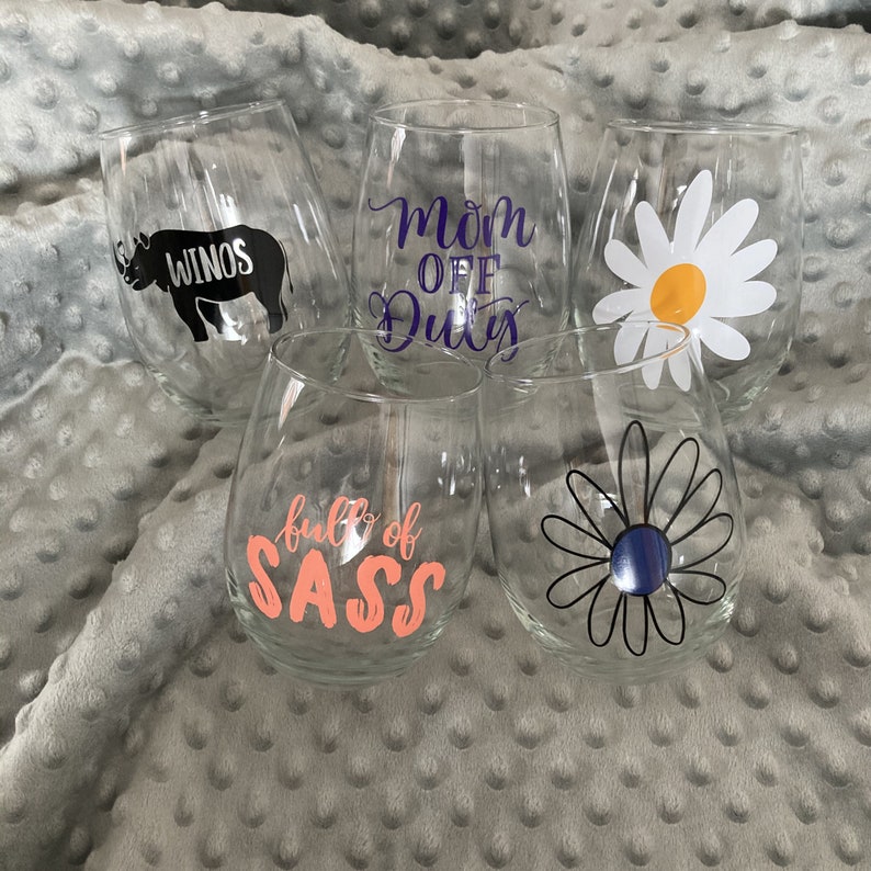 Daisy Flower Large Stemless Wine Glass Flower Lover Gift Colorful Spring Drinkware Wine Hostess Gift Floral Mother/'s Day Gift