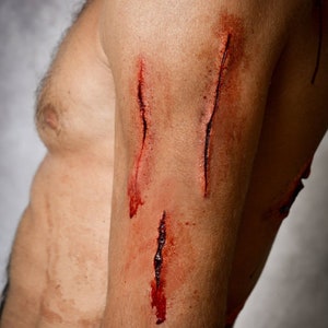 Zombie wound 3 cuts set, silicone prosthetics for Cosplay, LARP, Halloween and special effects makeup. Latex free.