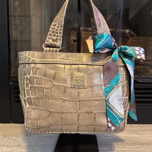 Dooney Bourke Croc - Etsy display picture 3