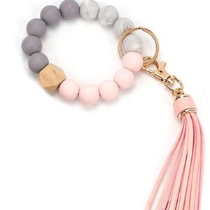 Wristlet keychain