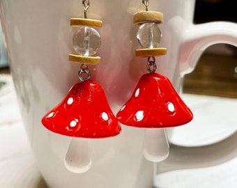 Red Spotted Mushroom White Resin 3D Dangle Charm for European Slide Bracelets Fashion Jewelry for Women Man