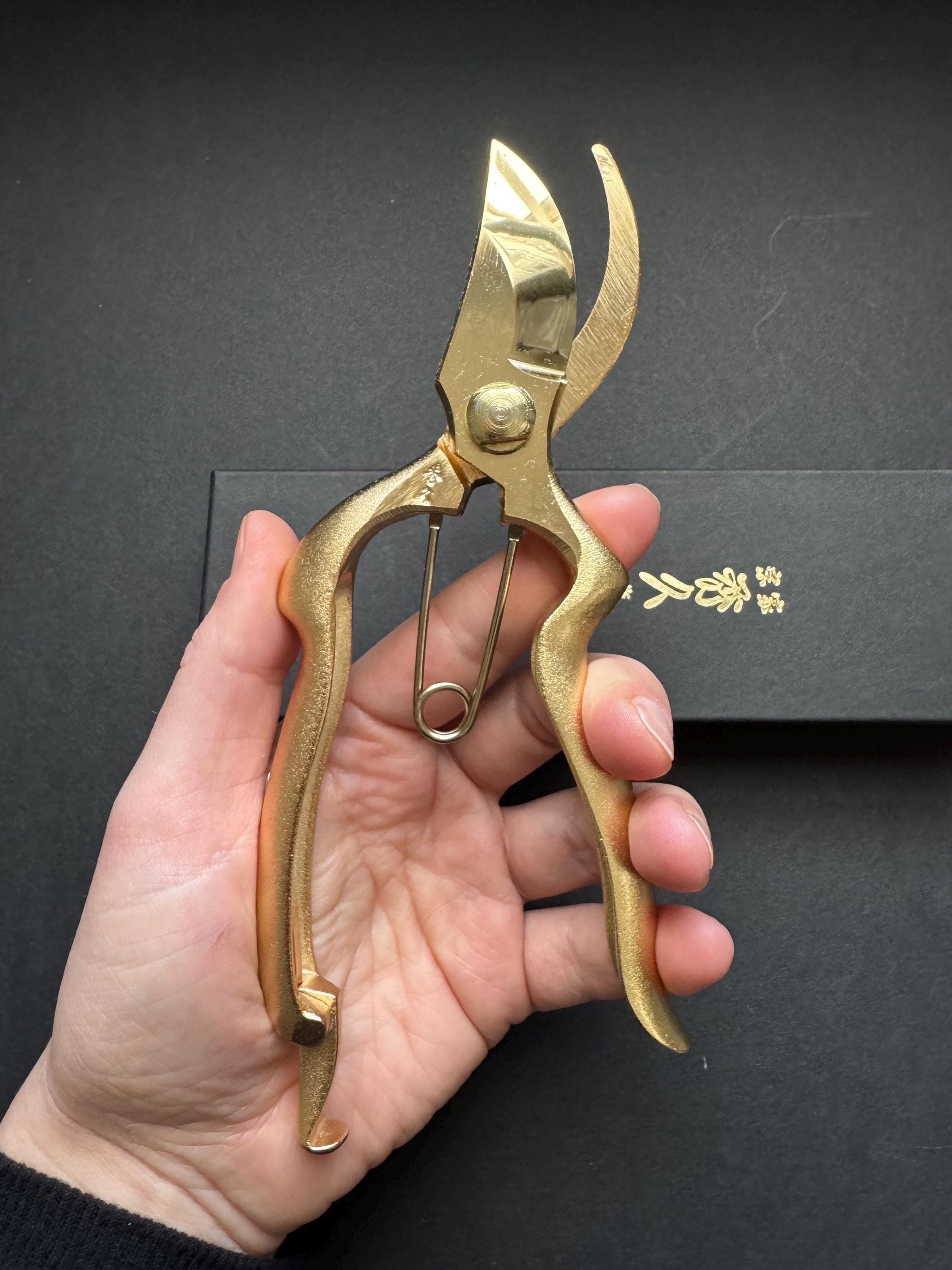 Toyama Hamono YP165G Gold 6.49”/165 Mm, Japanese Sekateur