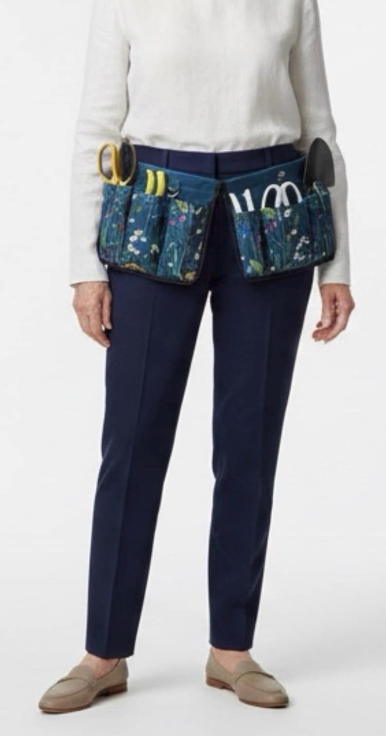 Floral Garden Tool Belt: 6-Pocket Waterproof Gardening Apron image 11
