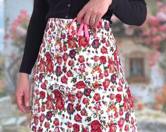 Ensemble de jardinier Cottage Roses : chapeau de soleil et demi-tablier en coton