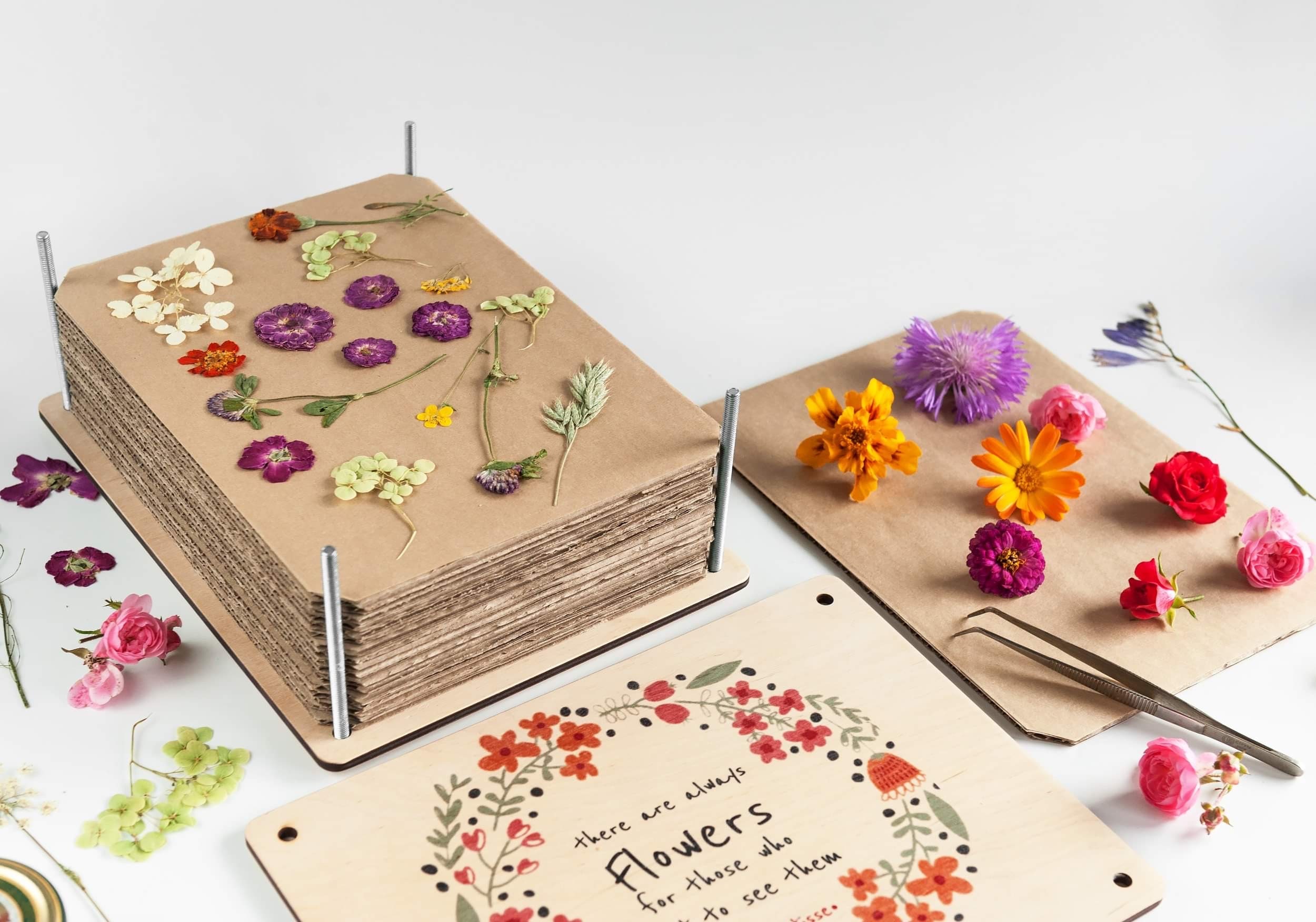 Flower Magic' Botanical Flower Press Kit by The Quirky Cup Collective