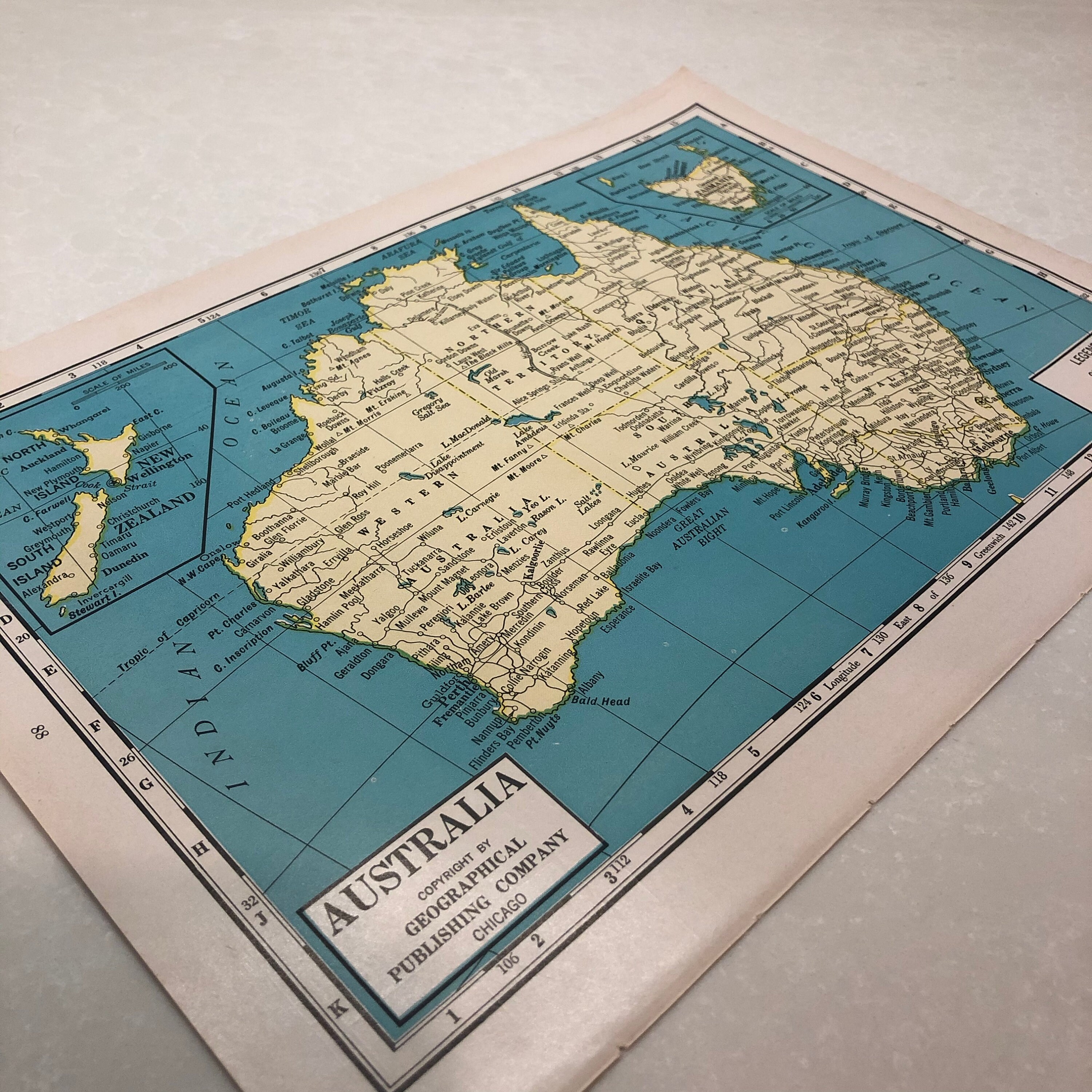 オーストラリア古い地図の絵 il_fullxfull.6570234798_s1tp.jpg