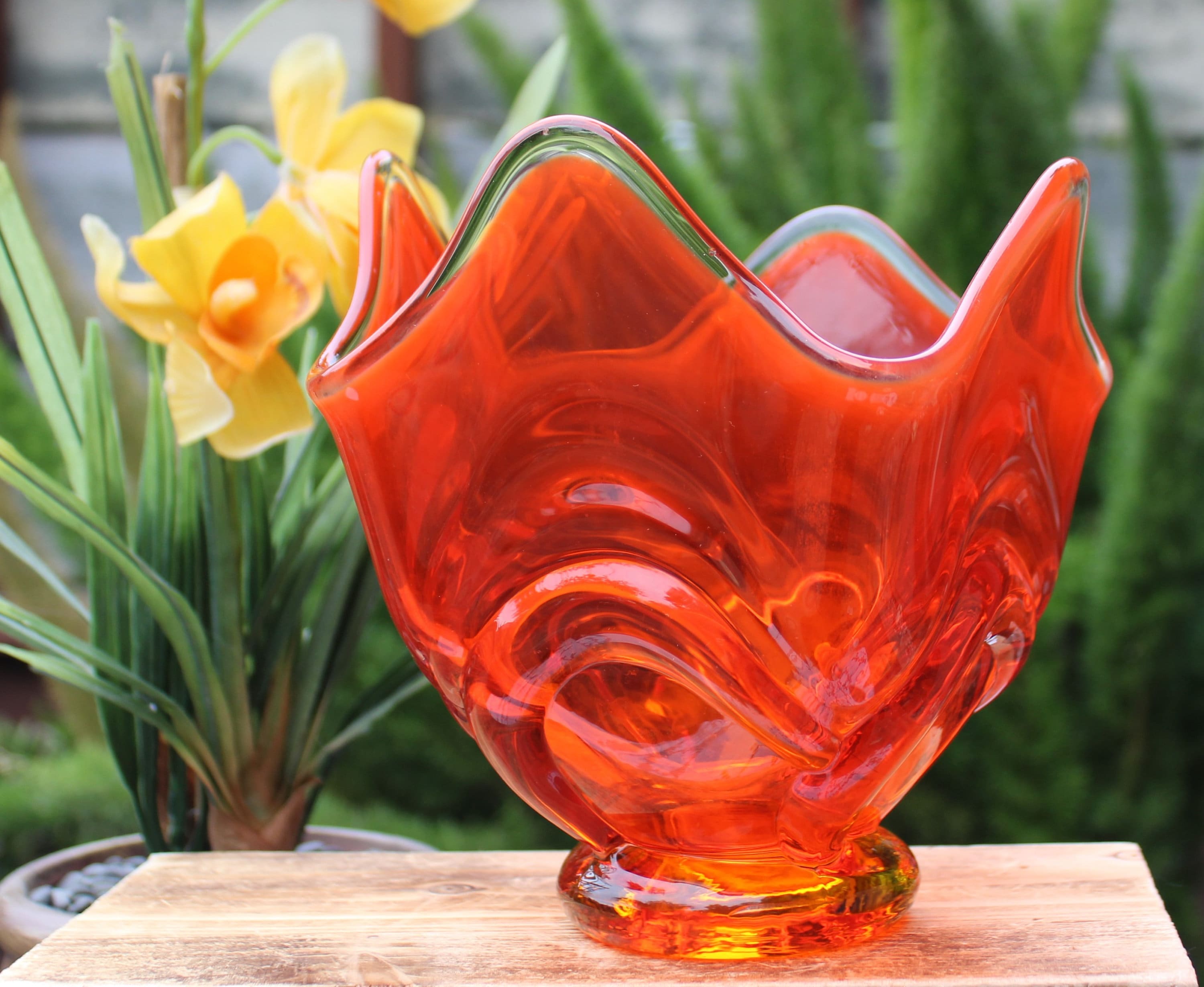 Vintage Vase Red Art Glass Flower Shape Footed Vase/ Bowl Etsy