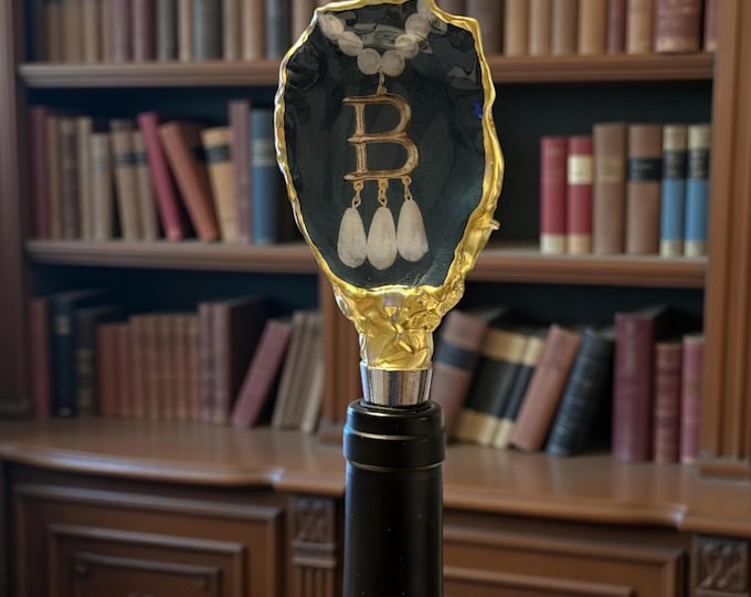 Anne Boleyn's Necklace Oyster Shell Wine Bottle Stopper, Queen of England, Monarchy, Tudor History, the most happy