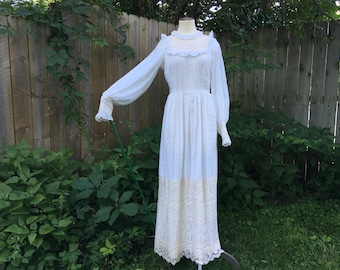 Edwardian Historybounding Dress, Gunne Sax Style Tea, 70s Does Edwardian Lawn Dress, Suffragette, Victorian, White 1970s Wedding, Real Lace