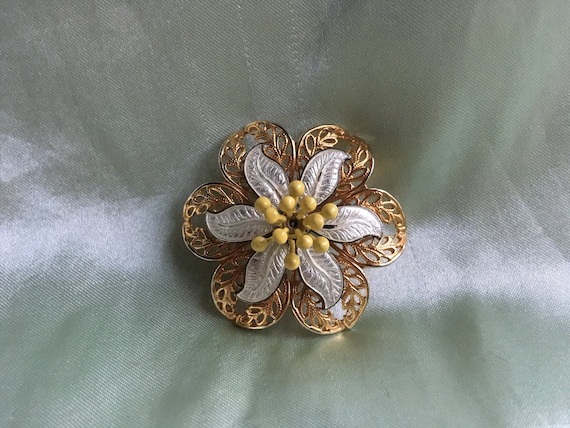 Vintage 1940s, 1950s, 1960s Flower Pin, Filigree … - image 10