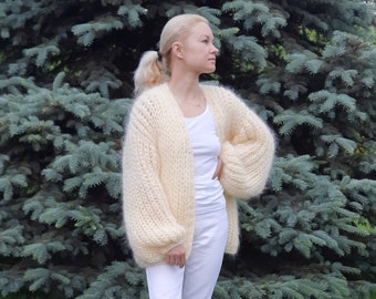 Soft cozy mohair oversized cardigan, wedding cardigan, white mohair cardigan, knitted woolen cardigan, fluffy cardigan, chunky knit cardigan