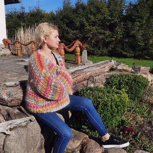 Weicher gemütlicher Mohair übergroße Strickjacke, gestreifte Strickjacke, Mohair-Strickjacke, gestrickte mehrfarbige Strickjacke, flauschige Strickjacke, grobstrick Strickjacke