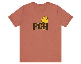 Pittsburgh Pirates Clover T-Shirt: St Patricks Day Baseball-Stil, weiche Jersey-Baumwolle (Unisex Fit, Bella + Canvas 3001)