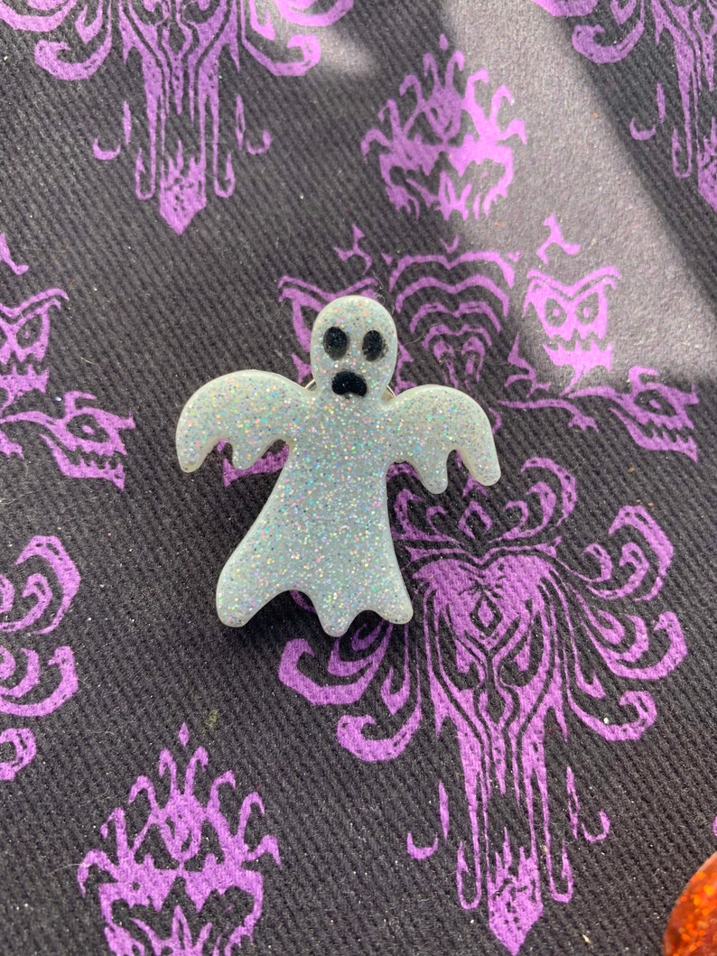 Set of 3 spooky pins Seaside Spooks starter pack
