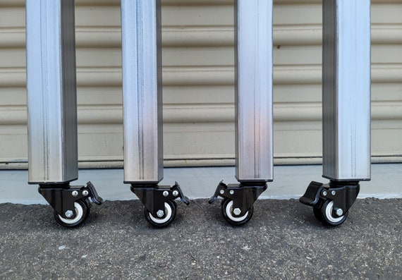 Square table cheap on wheels