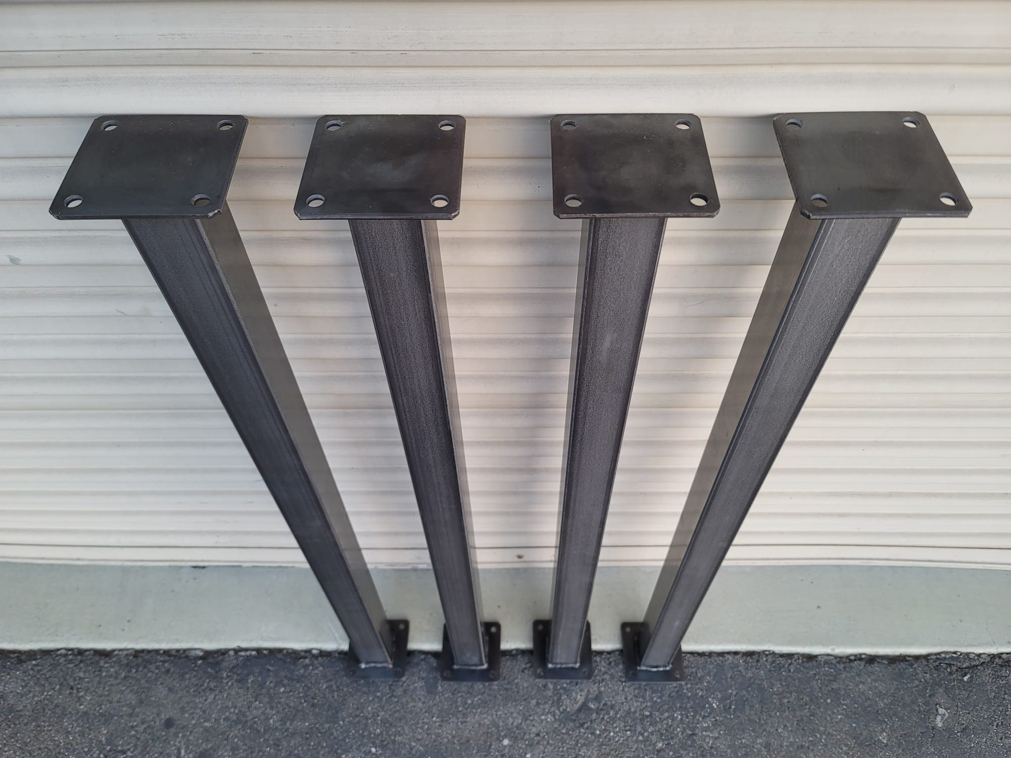 AI2 Angled Steel Table Leg