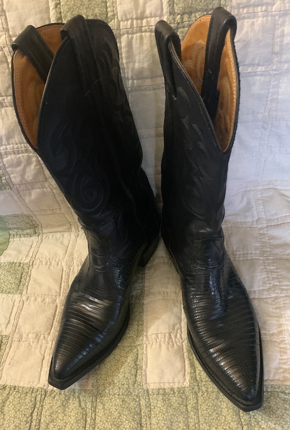 Nocona boots Justin brand vintage western cowboy b