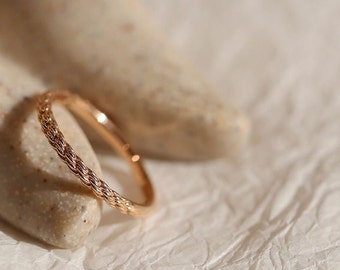 Lovely Dainty Rope Ring 14k Solid Gold Daily Wedding Band