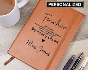 Personalisiertes Lehrer-Anerkennungsgeschenk | Veganes Ledertagebuch | Lehrertagebuch | Lehrernotizbuch | Last-Minute-Geschenkidee für die Schule | Geschenk zum Jahresende