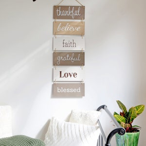 Hanging Wood Sign - Welcome Vertical Wall Art Decorations, Rustic Home Accessories for Living Room, Bedroom, Bathroom, Family Decoration