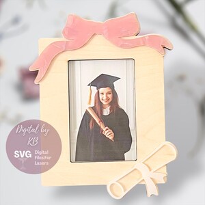 Porta-retratos para formatura de 2025, porta-retratos para formatura, ímã para diploma, pacote de arquivo SVG digital cortado a laser, foto de lembrança de formatura