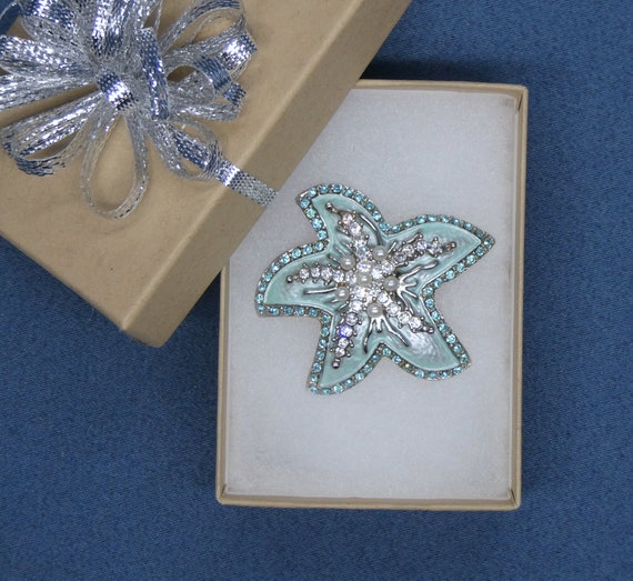 Luscious Dimensional Starfish Brooch - image 7