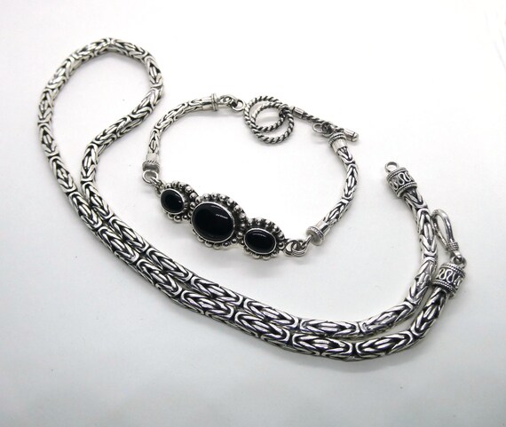 Vintage Sterling Silver and Onyx Byzantine Jewelr… - image 3