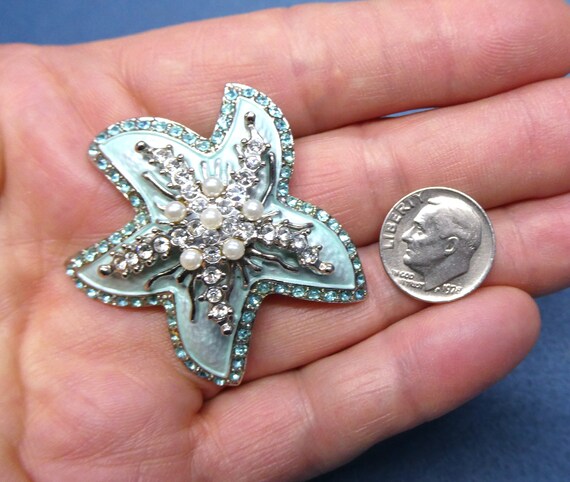 Luscious Dimensional Starfish Brooch - image 5