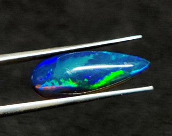 Opale éthiopienne de feu électrique 3ct de haute qualité, opale noire naturelle d'Éthiopie, pierres précieuses en vrac en forme de poire, bijoux cabochon d'opale