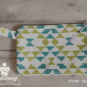 The Green Rhombus Zipper Wallet